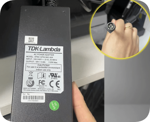 *Brand NEW*TDK-Lambda power adapter DTM110PW190C-504 charger cable 19V5.8A four-pin 4-hole core Power Supply